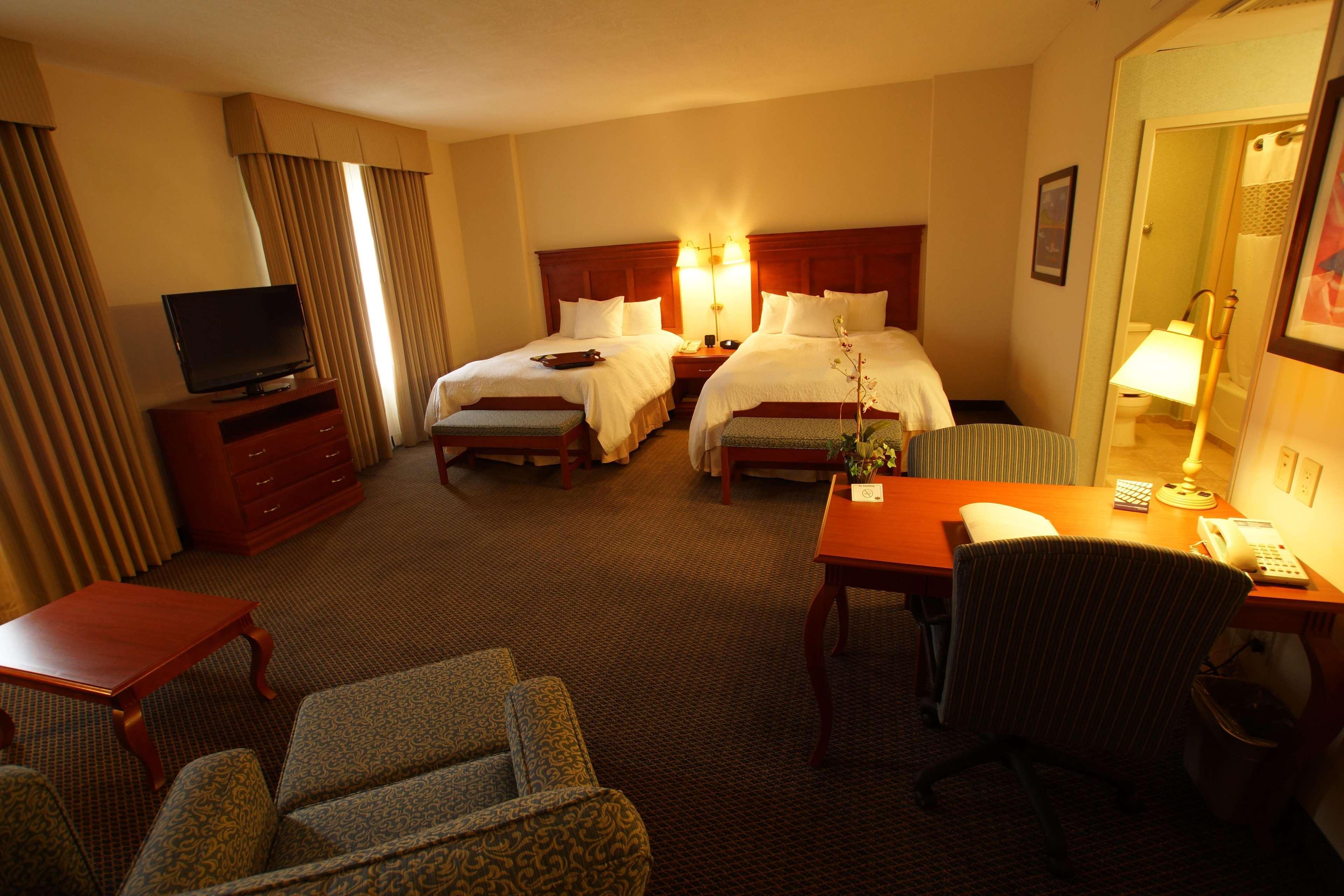 Hampton Inn Tampico Airport Экстерьер фото