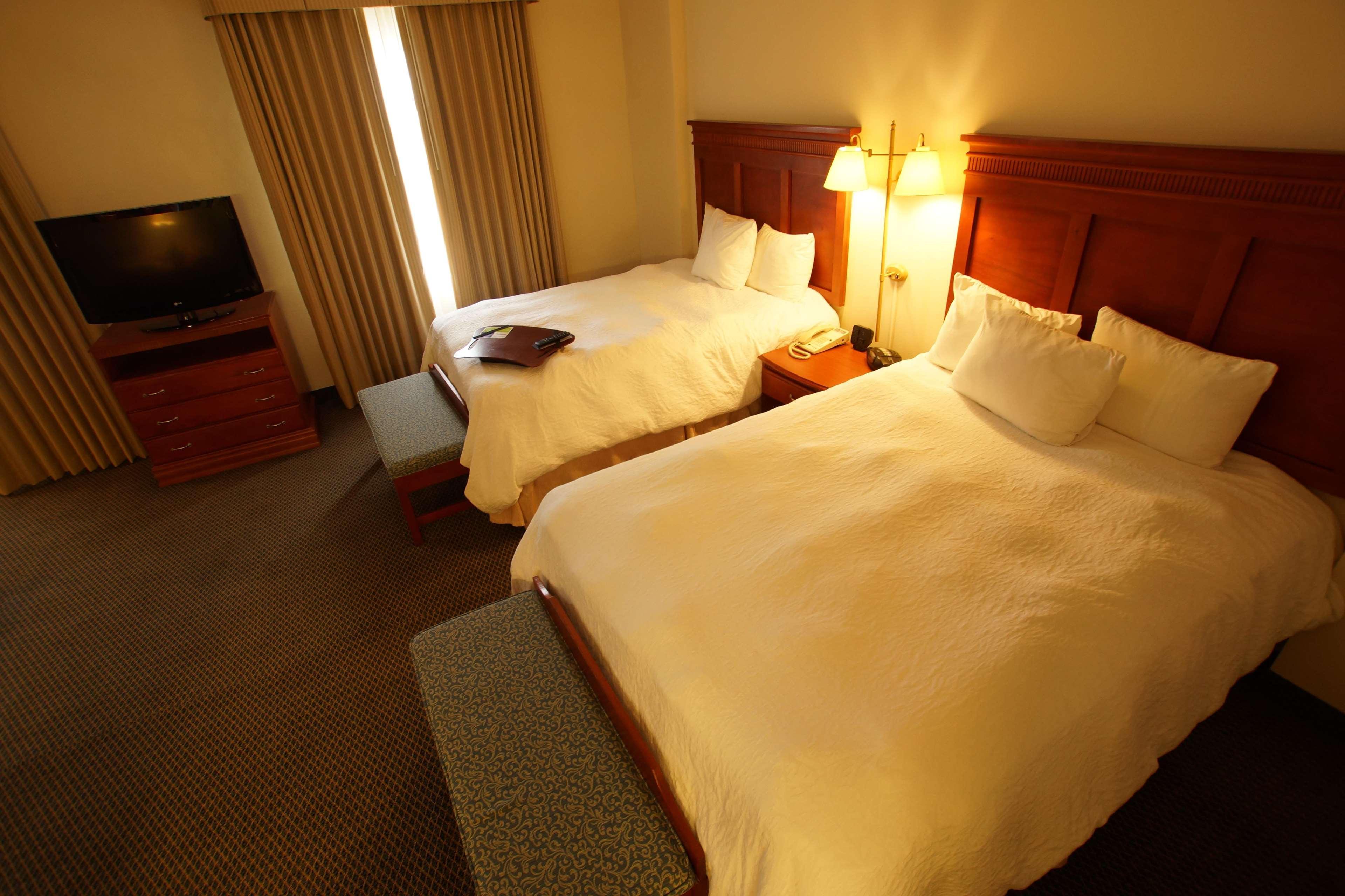 Hampton Inn Tampico Airport Экстерьер фото